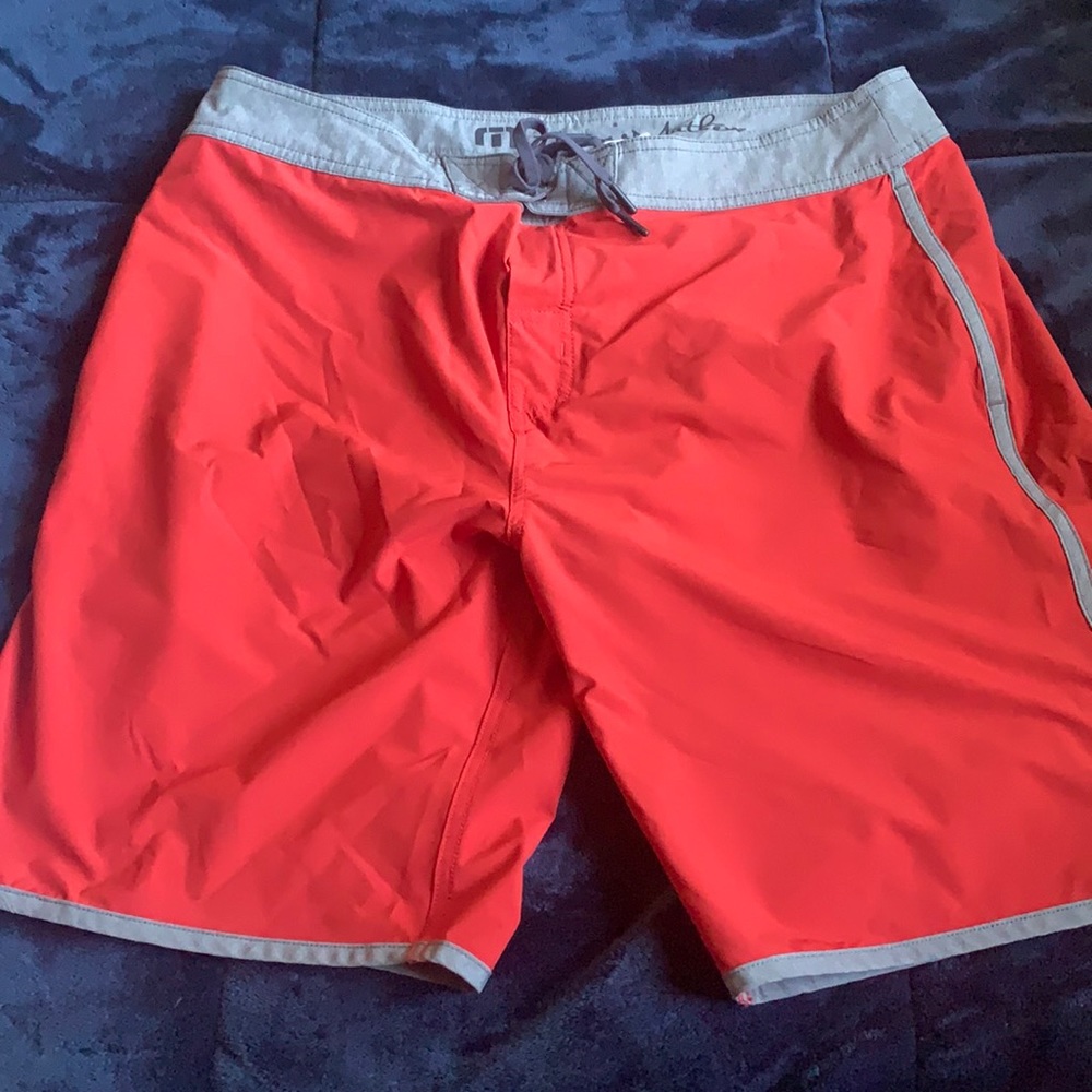 Travis Mathew men’s board shorts